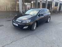 Astra j Універсал 2011 рік, 1.3 дизель