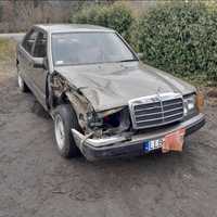 Mercedes 124 uszkodzony