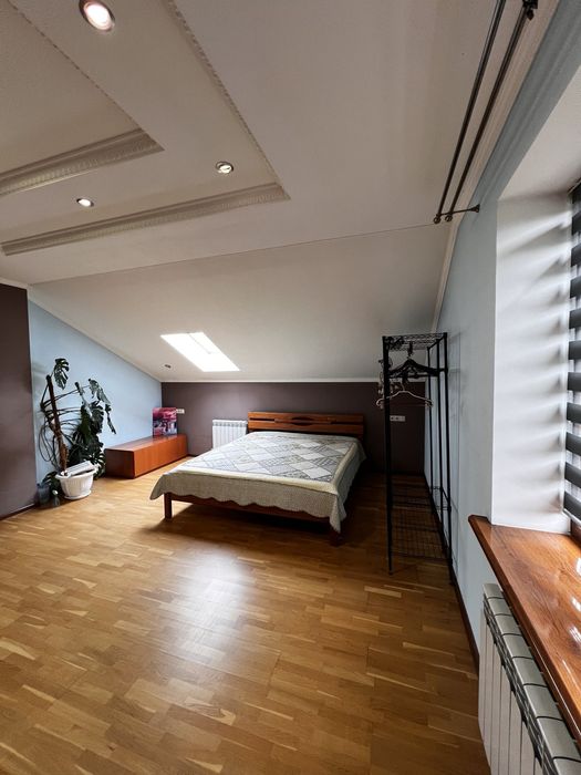 Оренда будинку Забуччя, біля лісу та озера, швидкий виізд на Киів