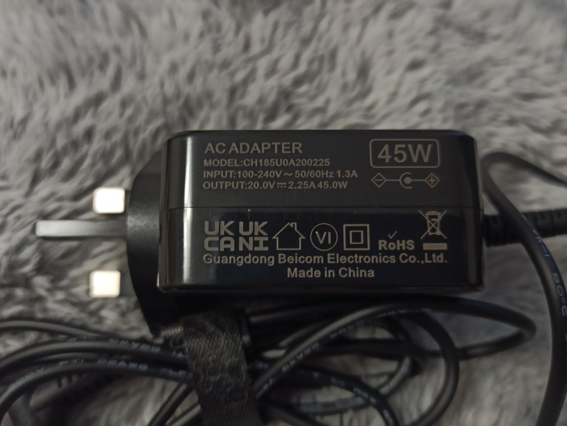 Adapter / Ładowarka