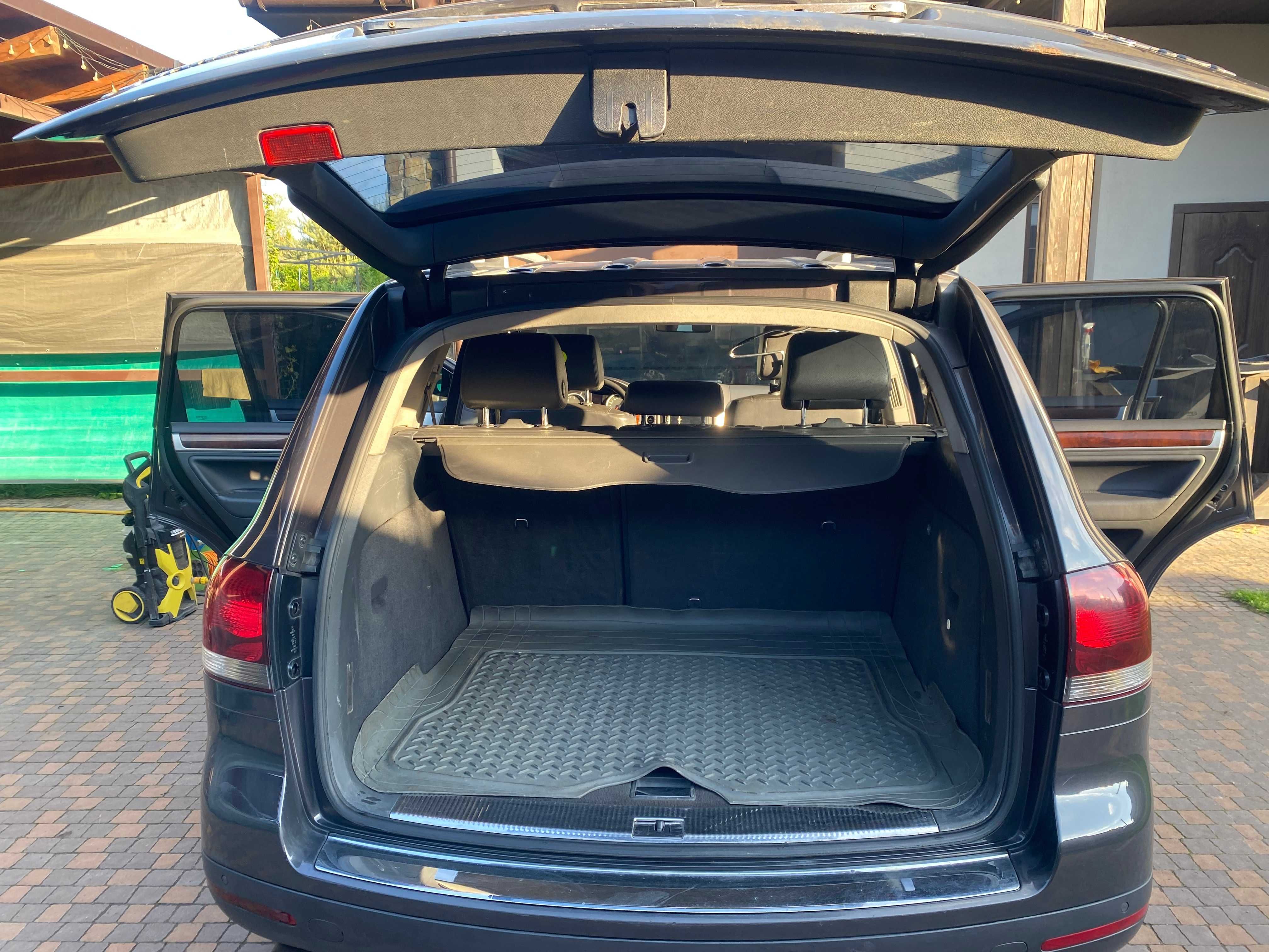 Volkswagen Touareg 2008 3.0 TDI AT (240 к.с.) 4Motio
