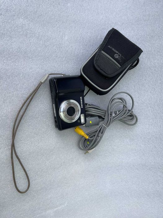 фотокамера Samsung S830.