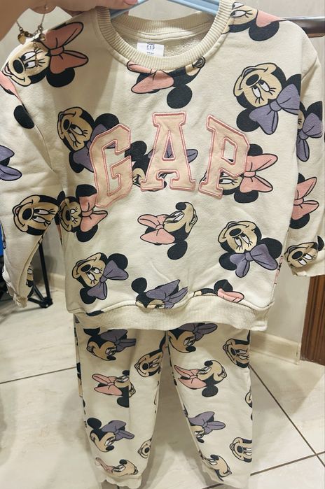 Костюм для дівчинки GAP