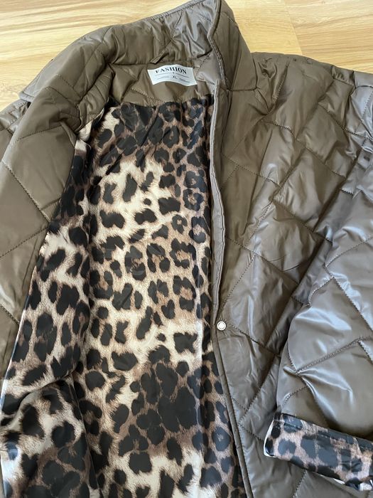 Płaszczyk pikowany damski