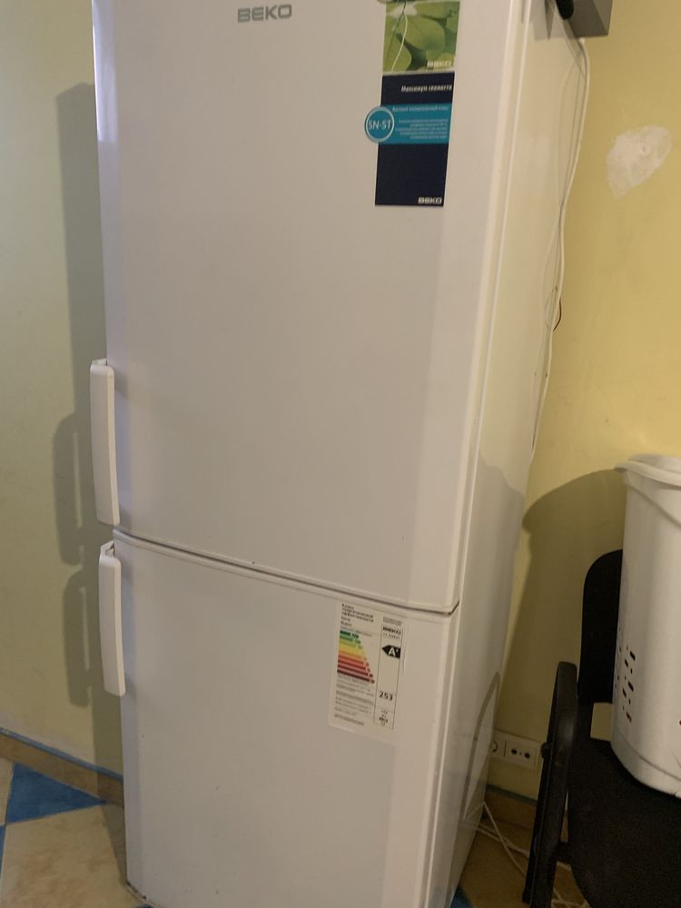 Продам Холодильник!!!BEKO