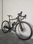 Bicicleta SCOTT ADDICT 30 + Sapatilhas SCOTT + Capacete VAN RYSEL