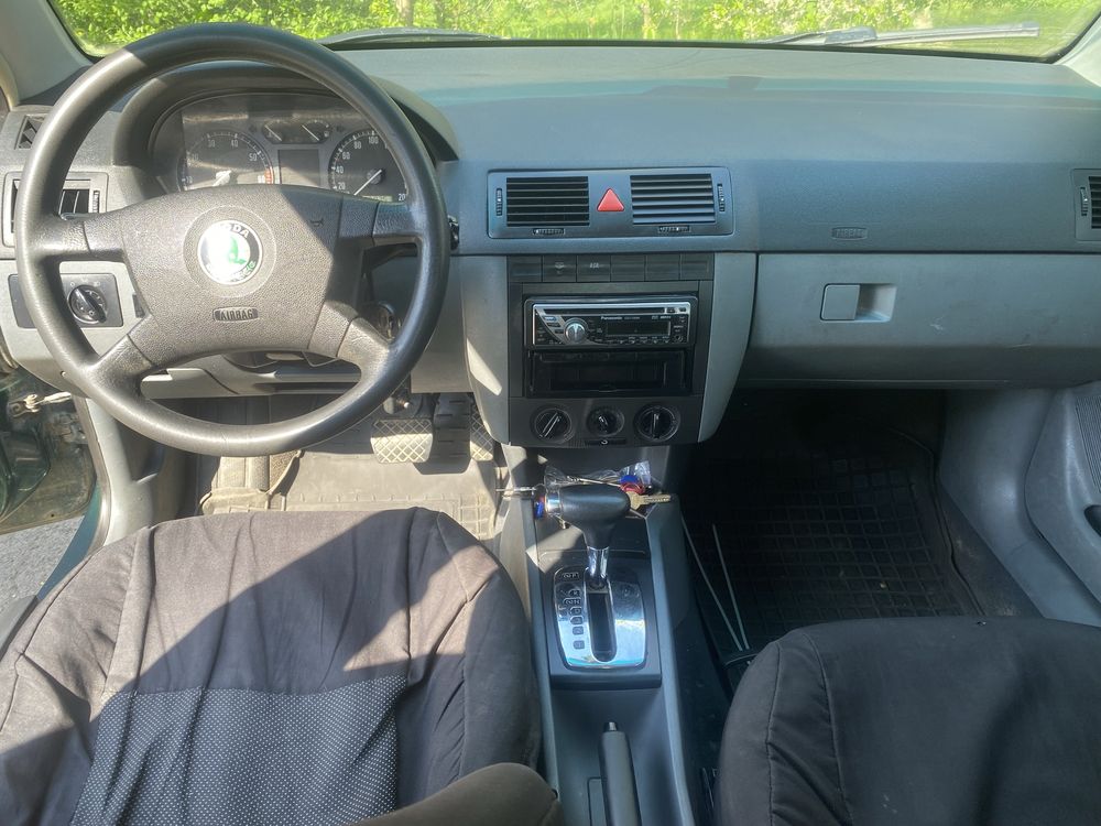 Продам Skoda Fabia автомат 1.4