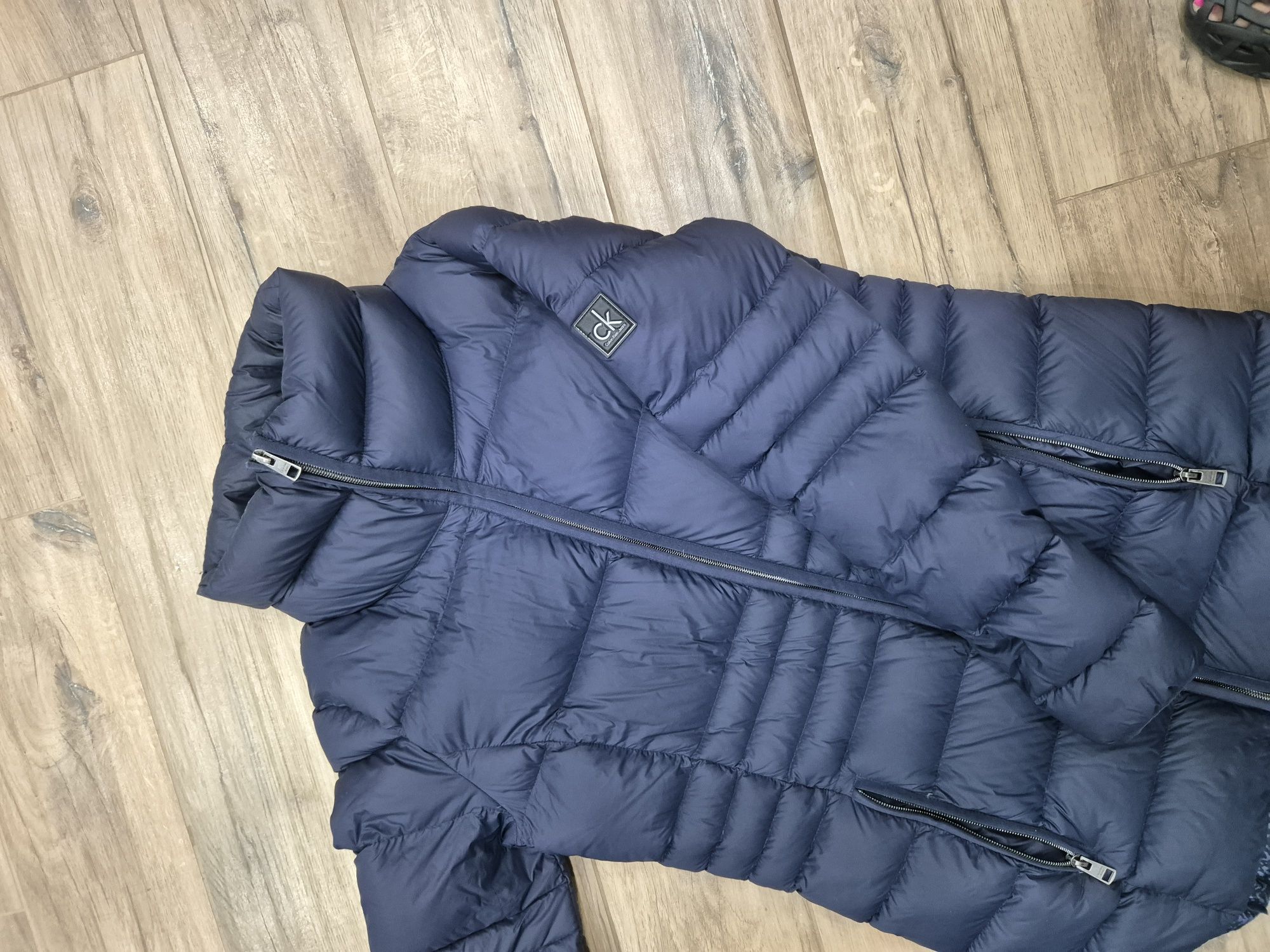 Sprzedam kurtkę Calvin Klein