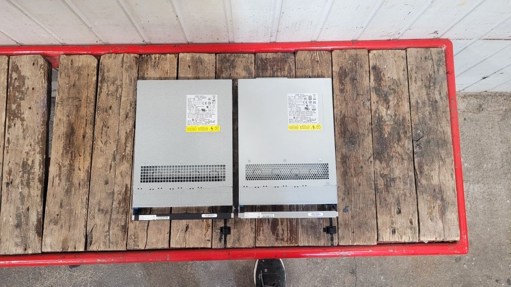 Блок питания 600w. Delta Electronics