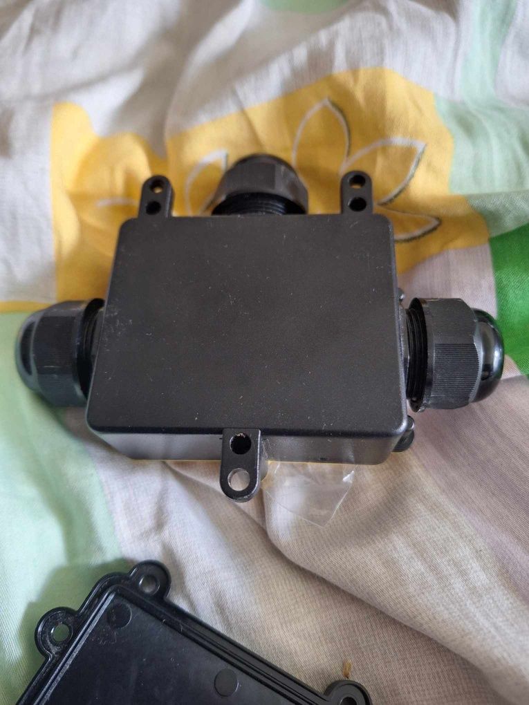 Puszka 3 linie, instalacyjna kablowa IP68 - 6 żył

Indeks 88M686-3

Pu