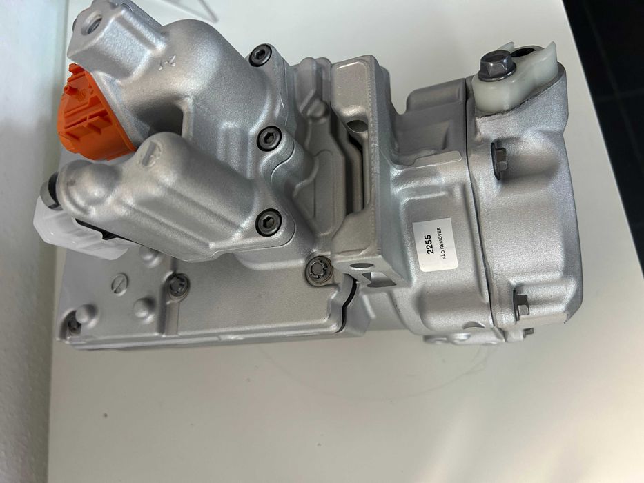 COMPRESSOR Ar Condicionado para  RENAULT ZOE 50