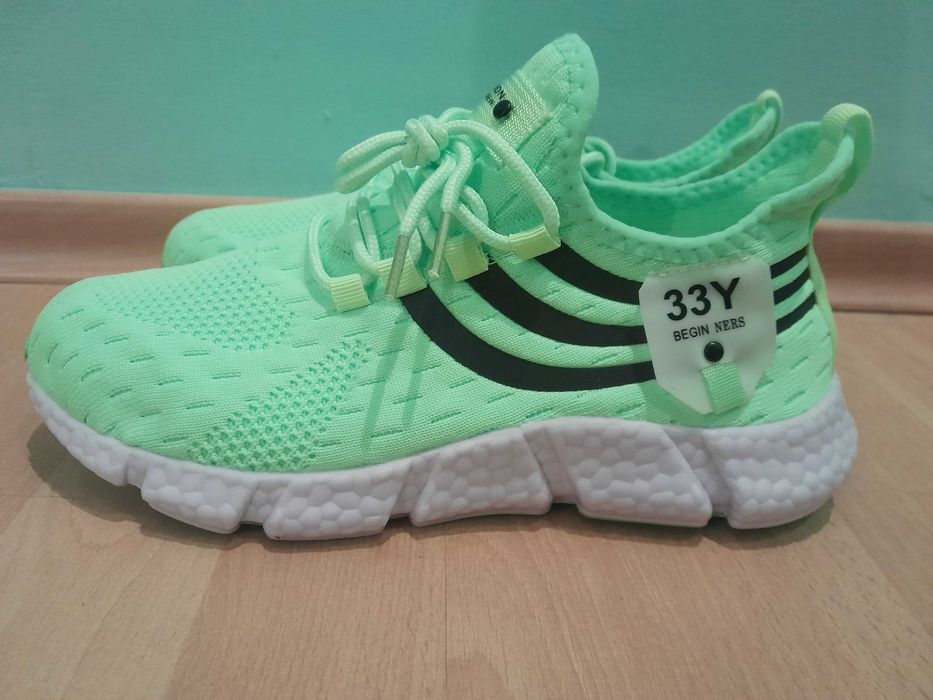 Чоловічі дихаючі бігові кросівки з м'якою підошвою, дихаючою сіткою