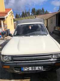 Toyota Hilux 2.4D