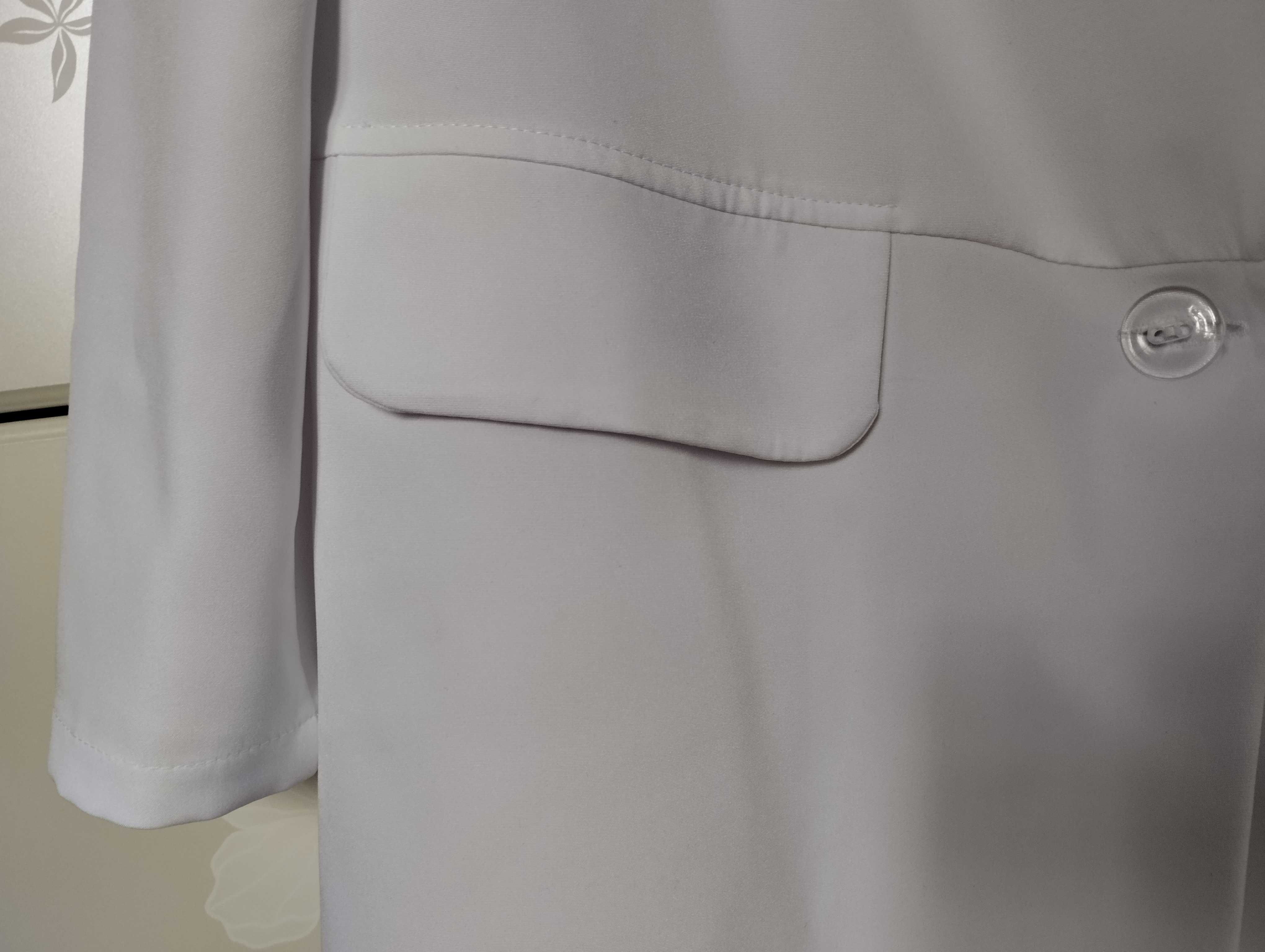 Новий жіночий літній білий прямий піджак р.50