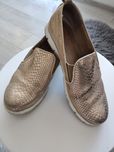Buty damskie koloru zlotego
