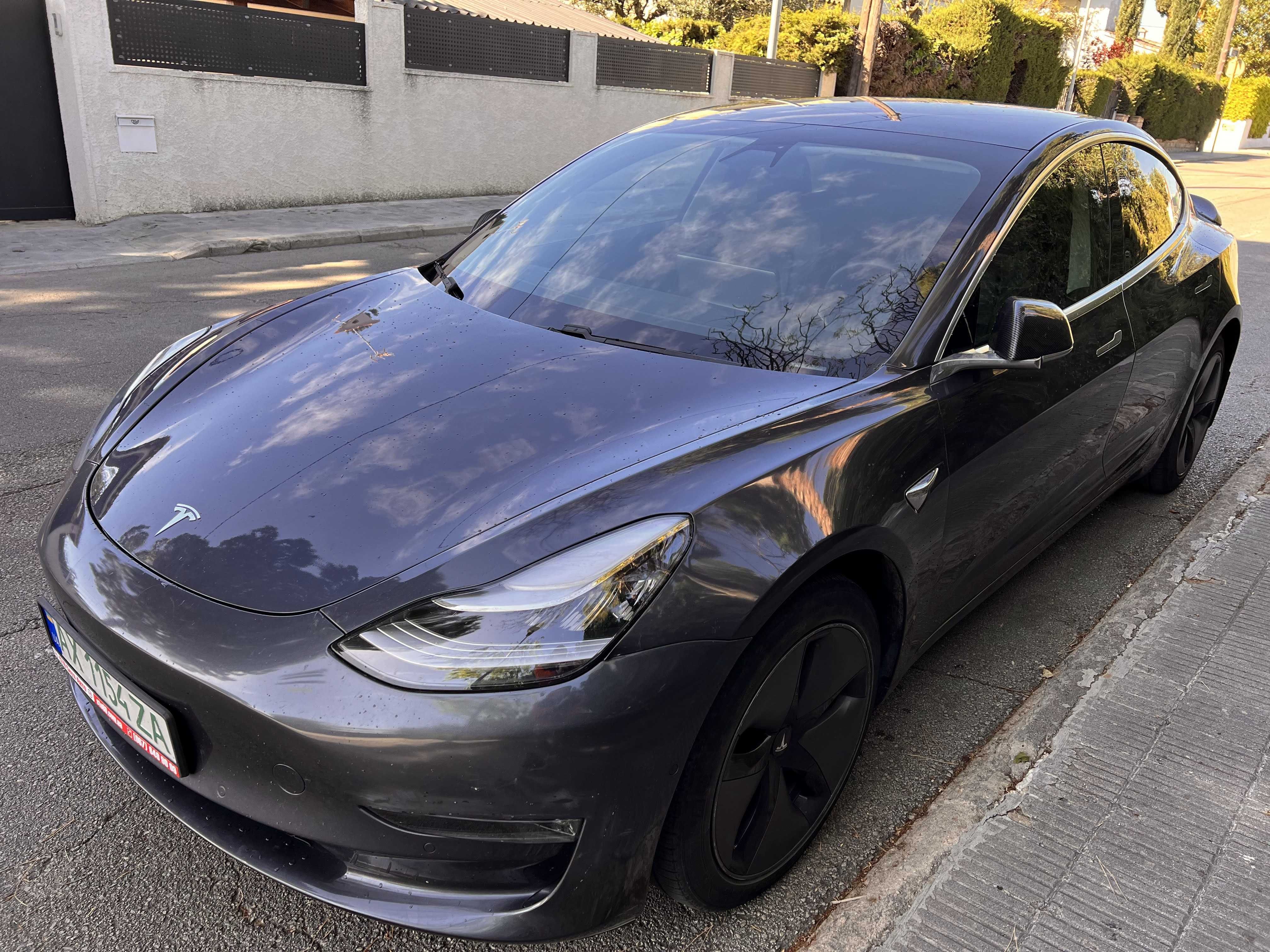 Tesla Model 3 2020 Performance