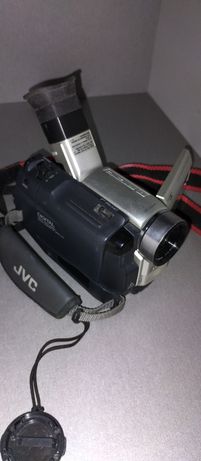 Видеокамера JVC GR-DVL105