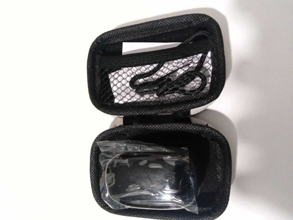 Oximetro com bolsa de transporte e fio.