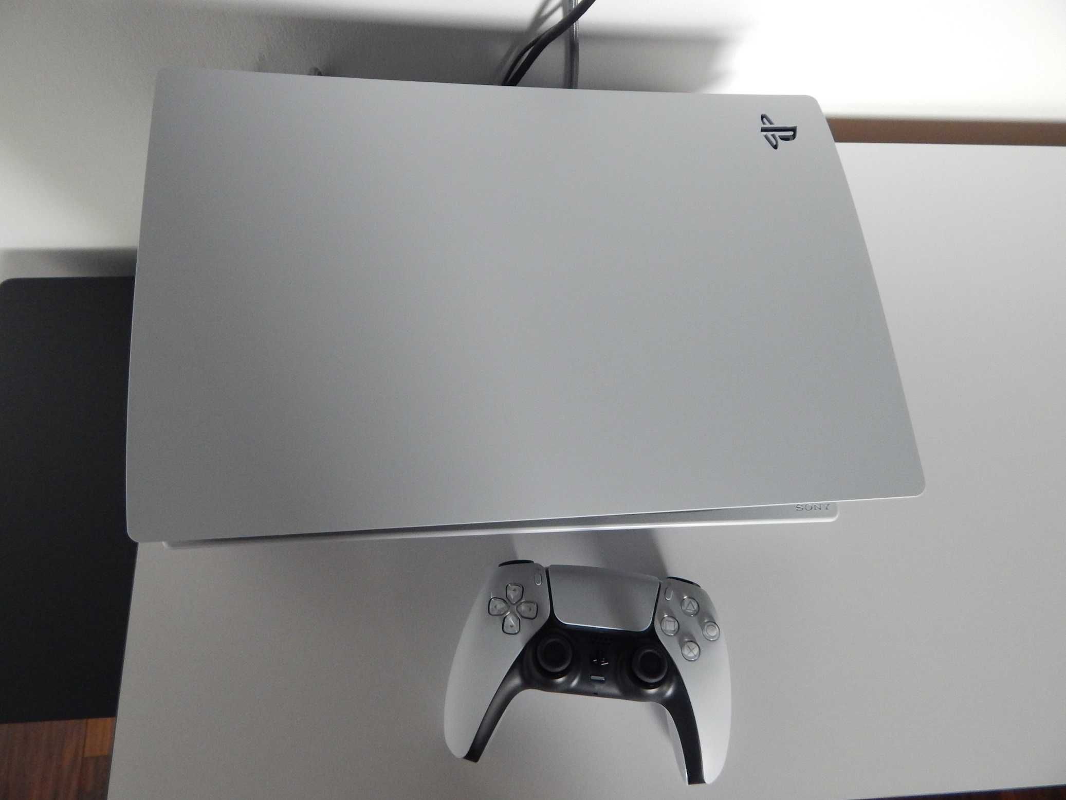 Playstation 5 stan jak nowa,na gwarancji