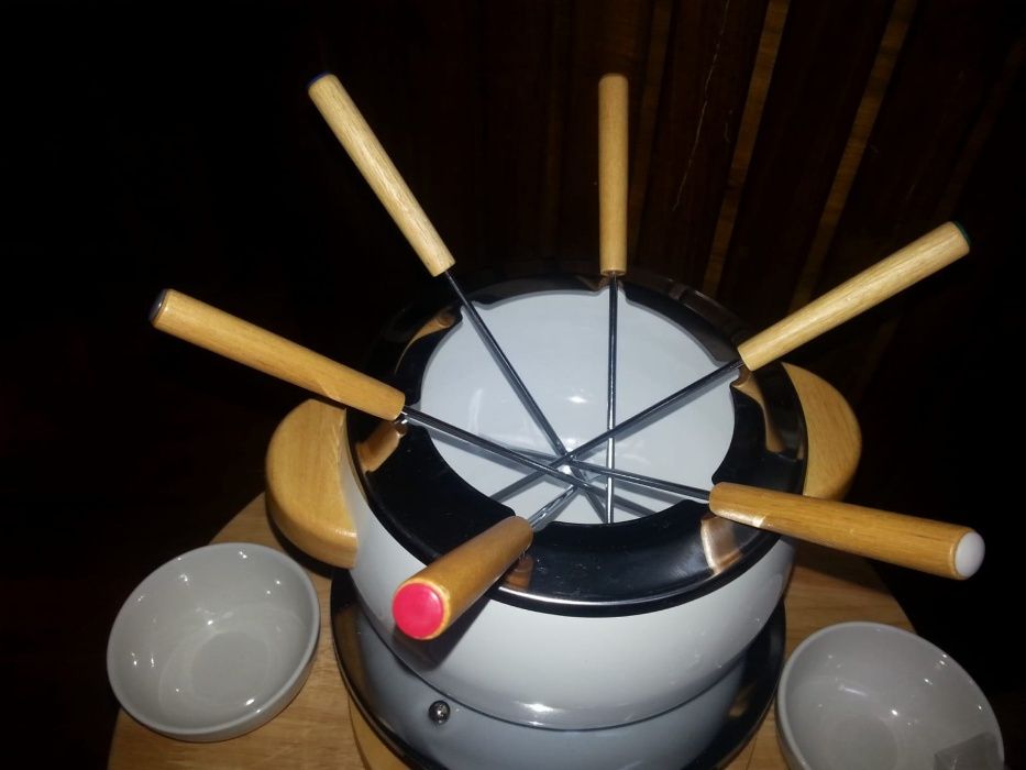 Fondue de 23 peças - usado uma vez