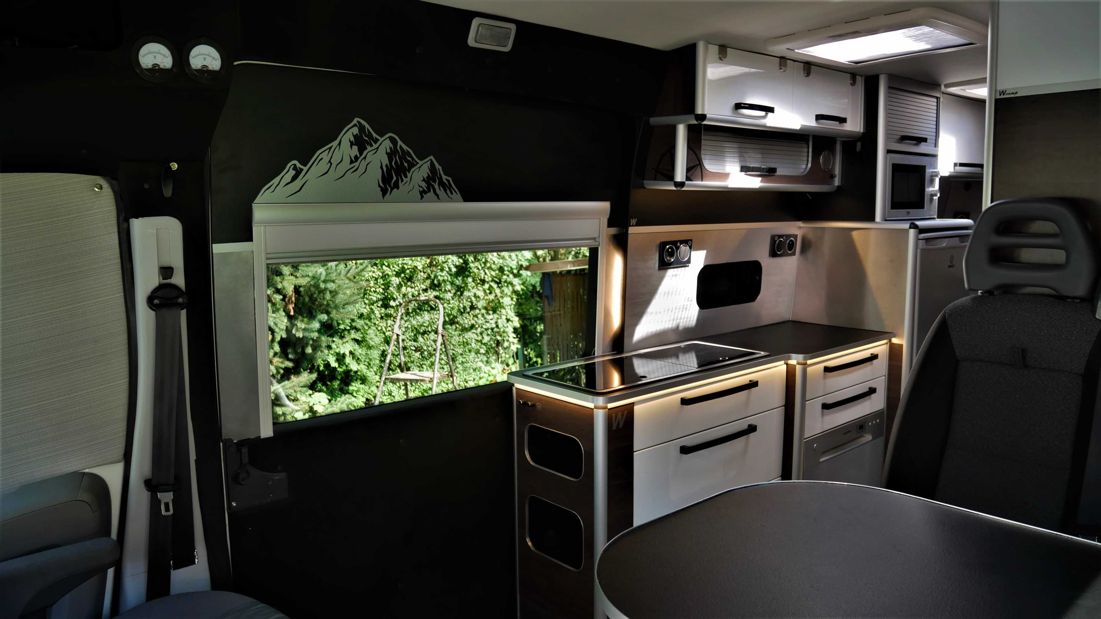 Campervan Fiat Ducato 2011 r. 3.0 diesel, 4 osobowy, kamper