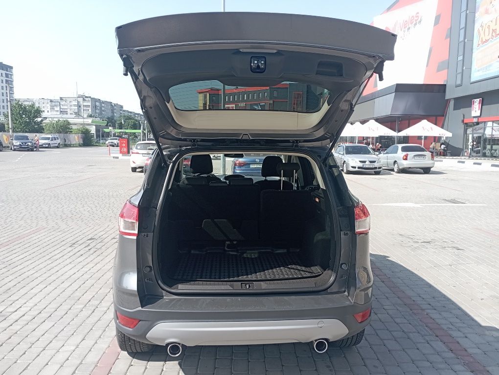 ТЕРМІНОВО Ford Kuga 19.06.2014 офіційна 2 л дизель автомат, 112 тис.км