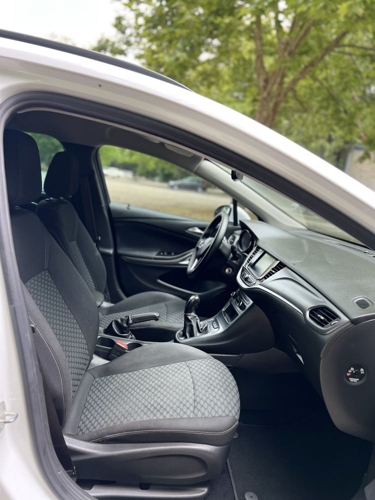 Opel Astra 1.6 CDTI