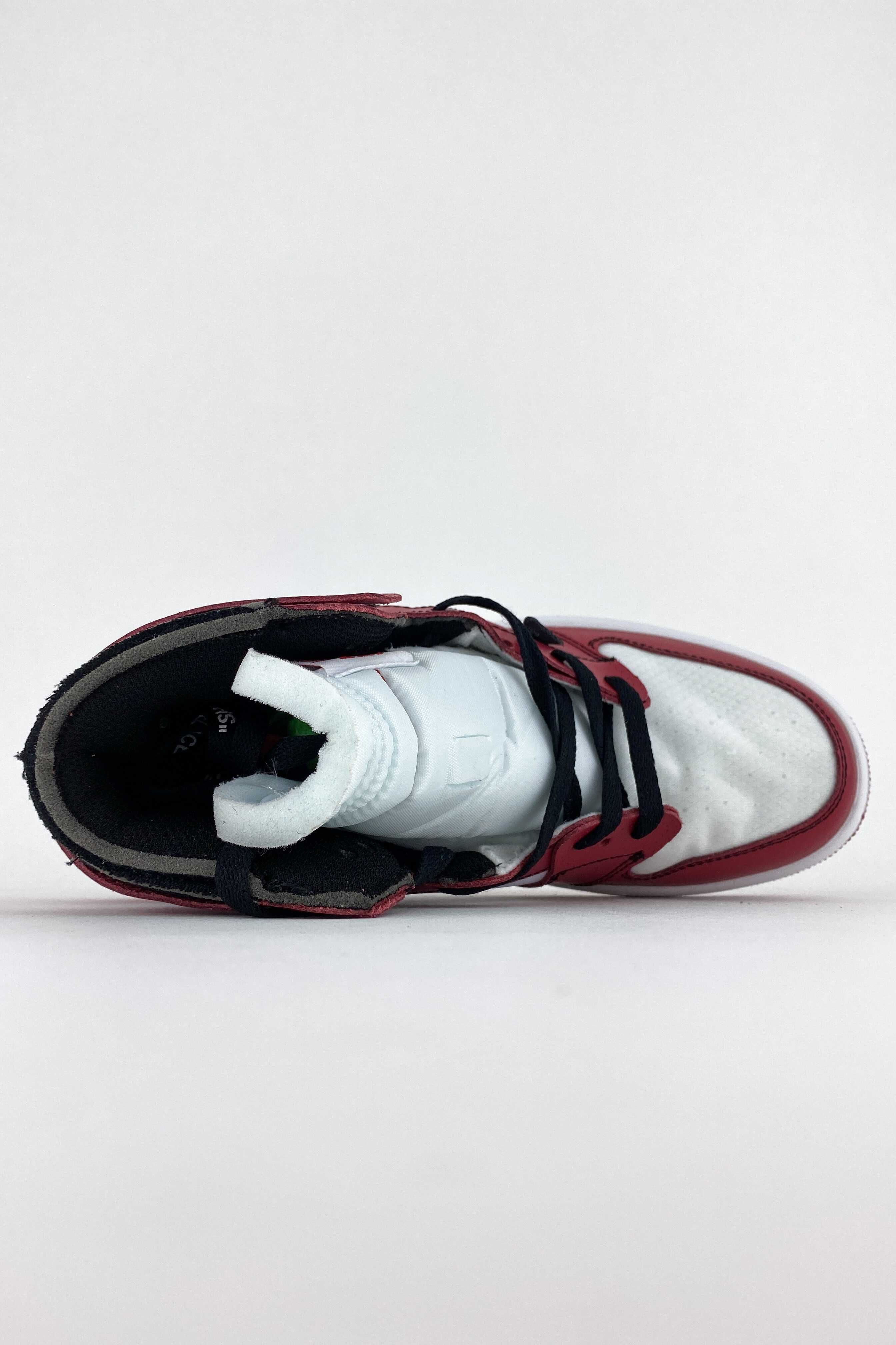 Nike Air Jordan 1 Red x Off-White