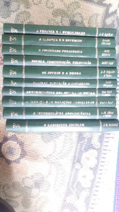 Conjunto 10 volumes Biblioteca da Educação