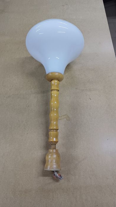Lampa wisząc z czasów PRL