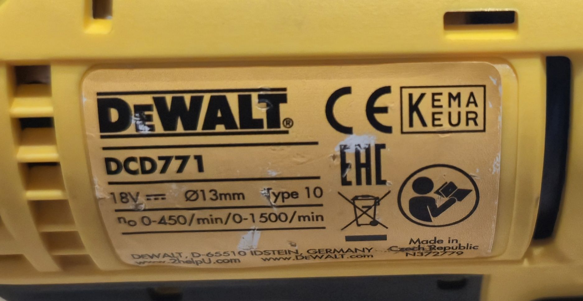 Шуруповерт Dewalt DCD 771