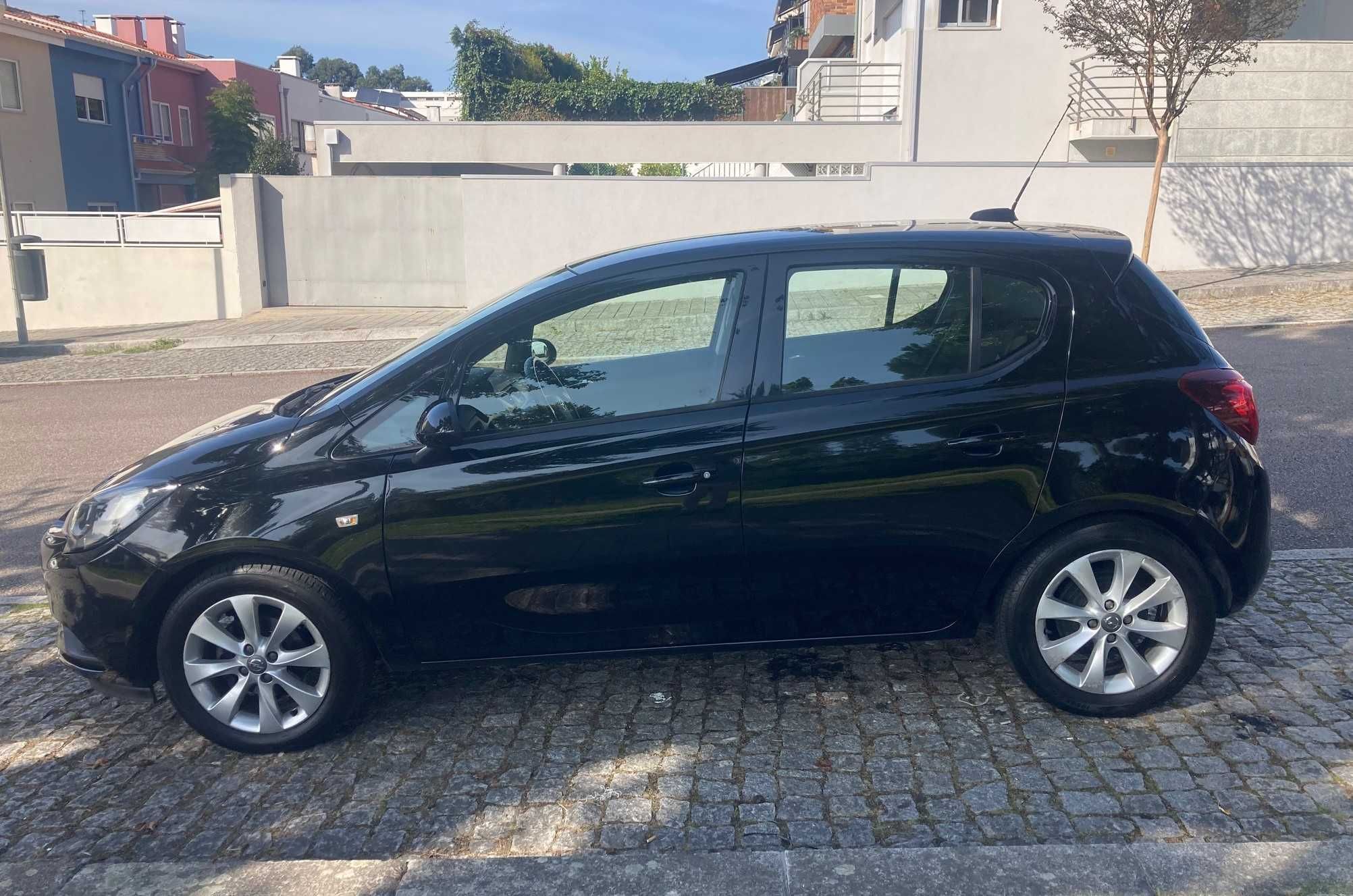 Opel Corsa 1.2 Dynamic com GPS, Nacional