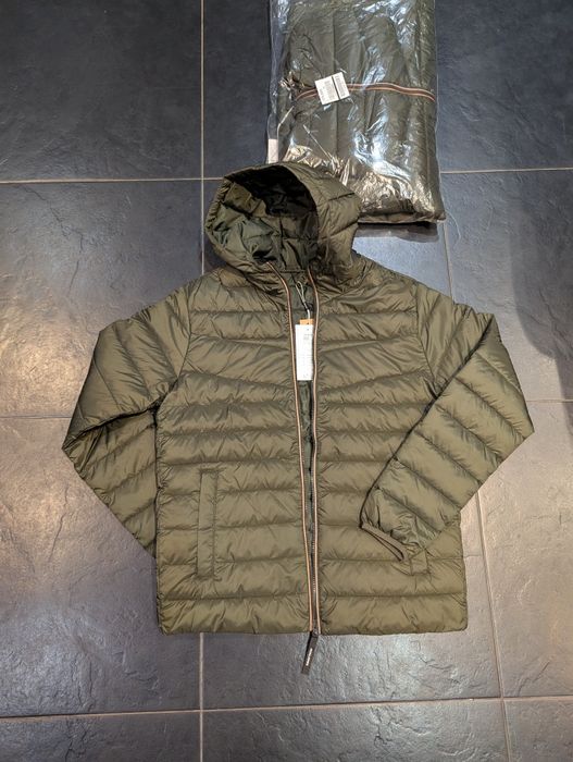 Casaco (S) Verde escuro por abrir.