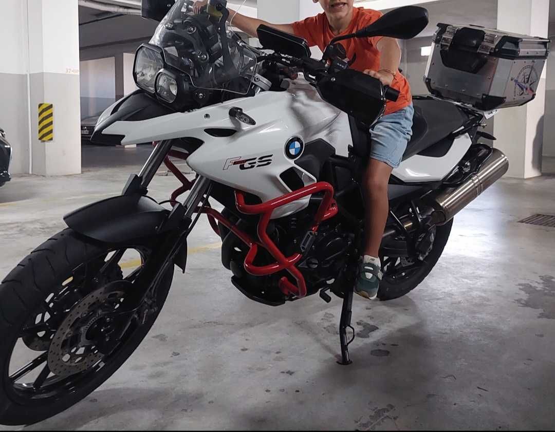 GS700 BMW  equip. com motor 800c.c de origem