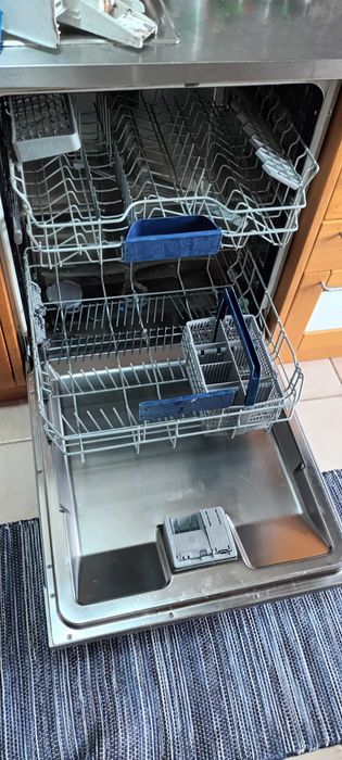 Maquina de lavar loiça com avaria