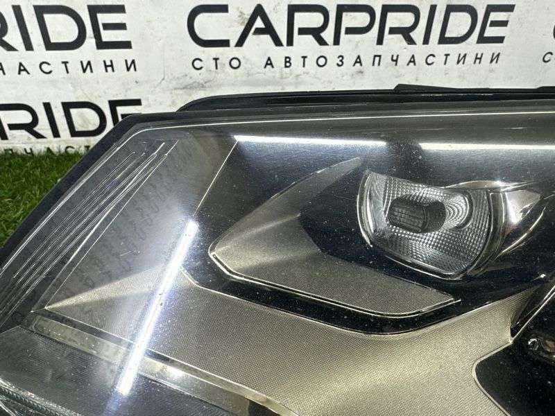 Фара левая Volkswagen Touareg NF 3.0 TDI 2012