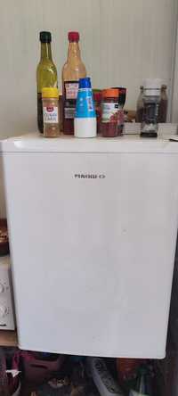 Frigobar minibar mini geladeira 87L 90watts Princess