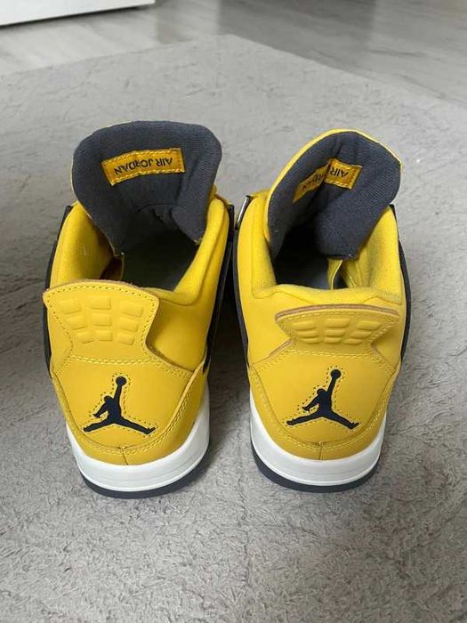 Air Jordan 4 retro tour yellow R.41
