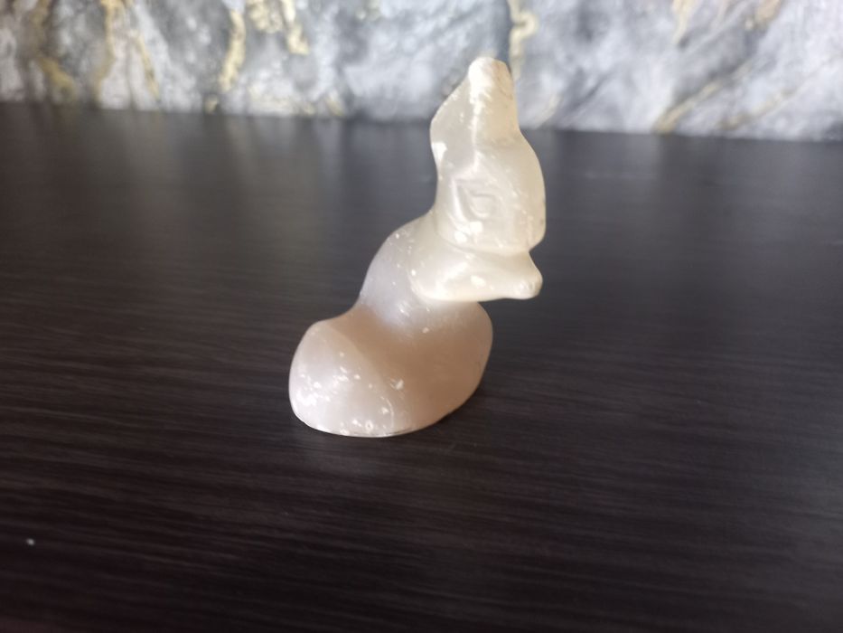 Статуетки    штофи