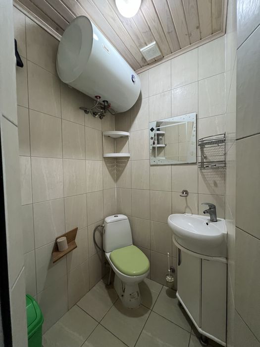 Відпочинок біля озера, село Любохин