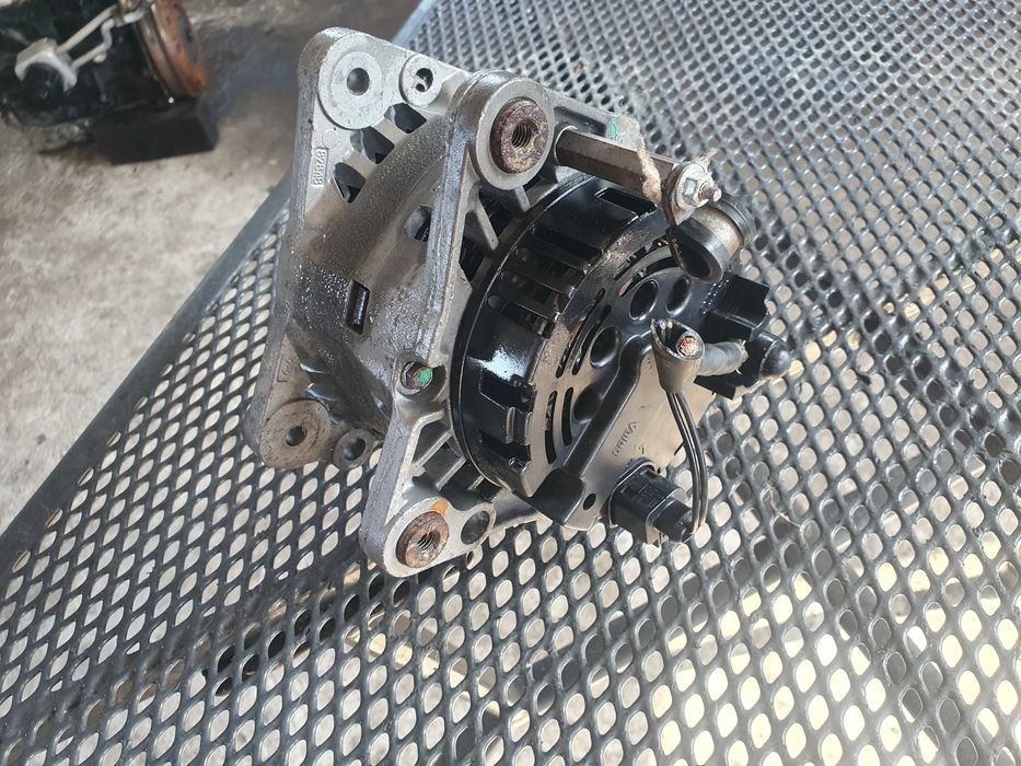 Alternator Seat toledo 2 Leon 1 1.6 16v AUS
