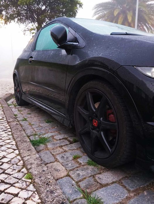 Honda Civic Type R (FN2)