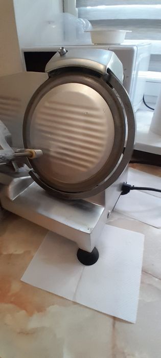 Слайсер Frosty HBS-220JS
Код: 12250