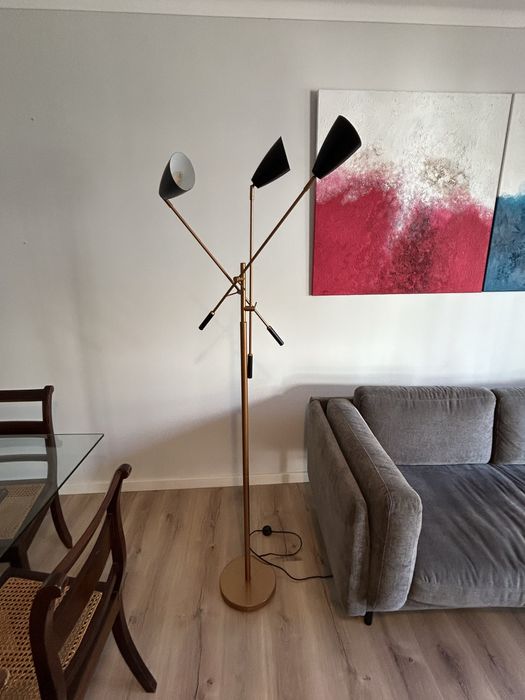 Candeeiro de pé Area Store