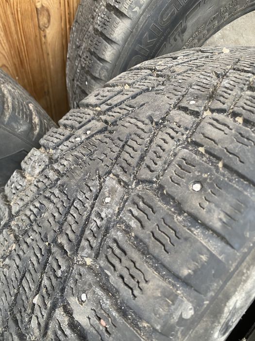 Nokian Hakkapeliitta 7 SUV 265/70 R16  (шип)