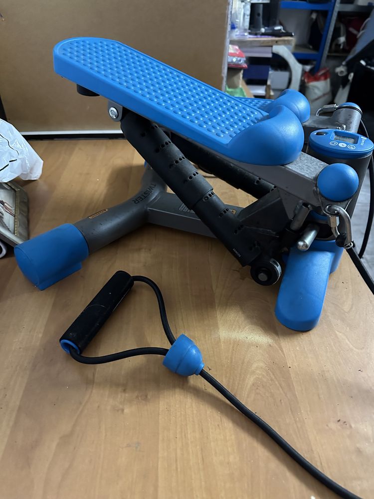 Stepper skretny z linkami