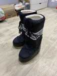 Продам moon boot