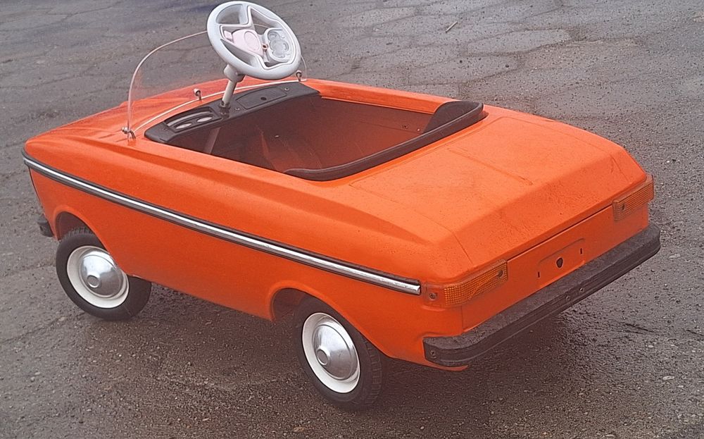 Azak AZLK MOSKWICZ na pedaly