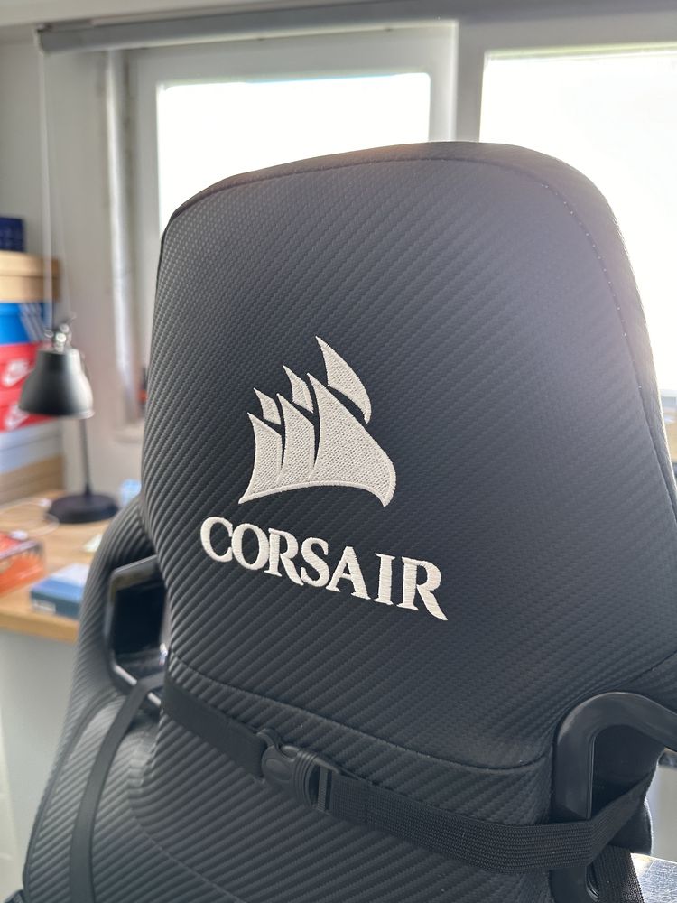 Cadeira Gaming Corsair