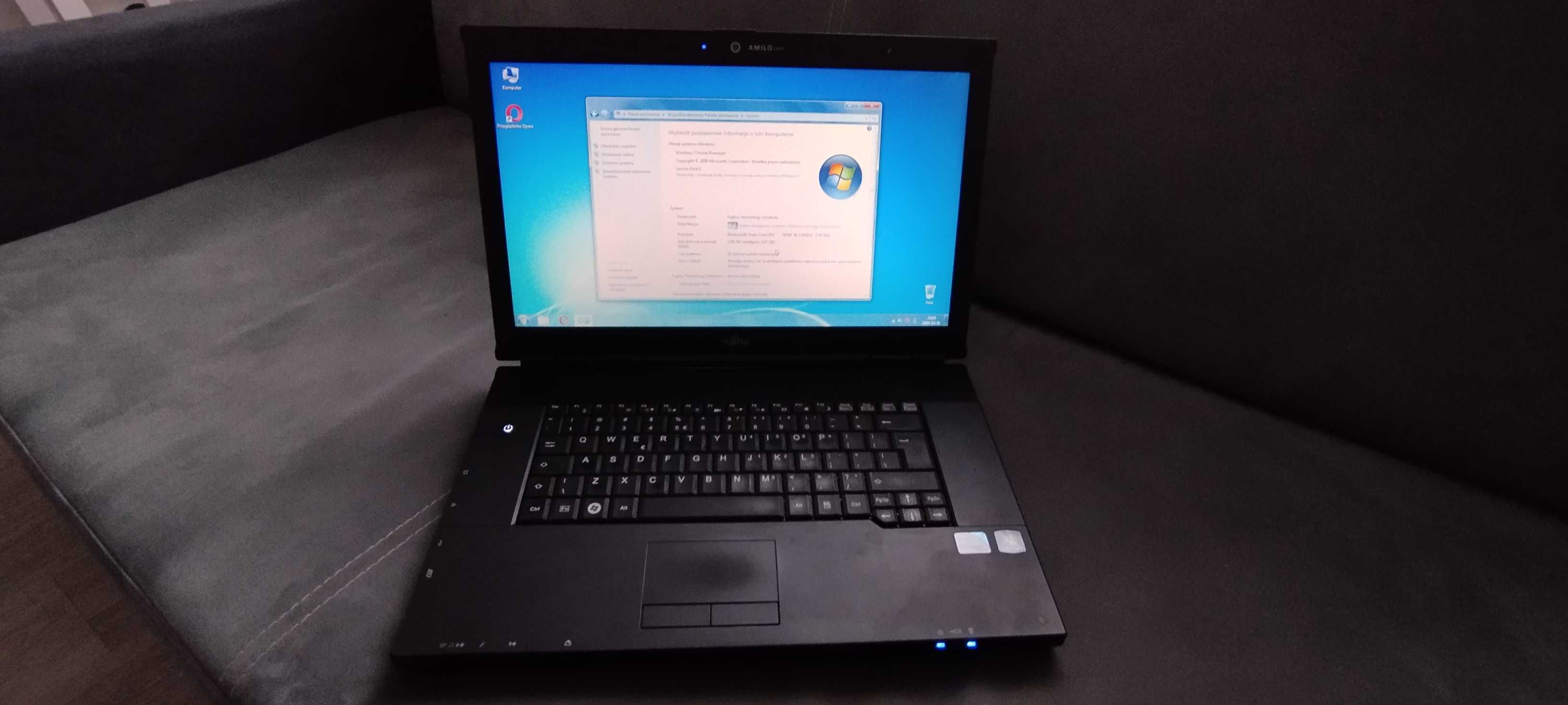 Laptop Fujitsu Amilo Li3710 z Windows 7